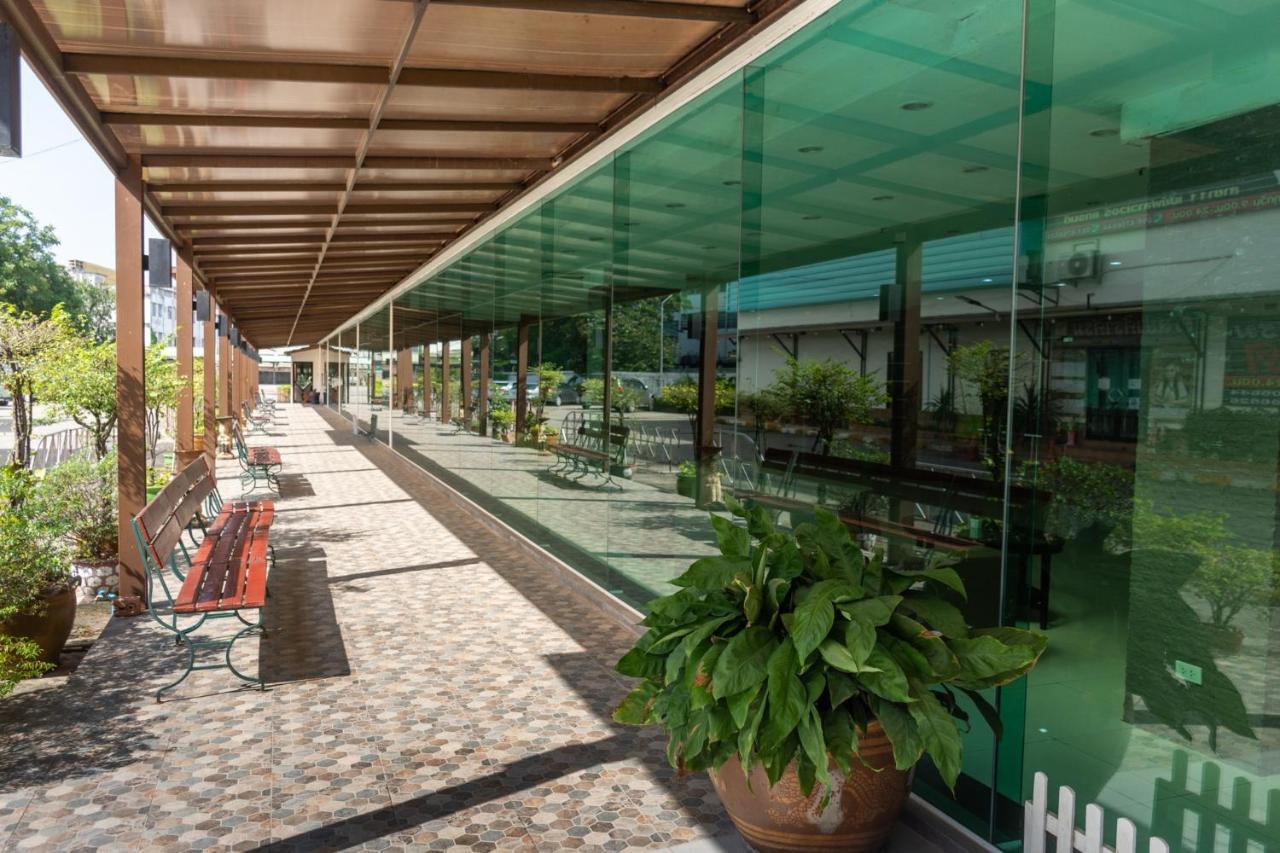 Mayflower Grand Hotel Korat Nakhon Ratchasima Luaran gambar