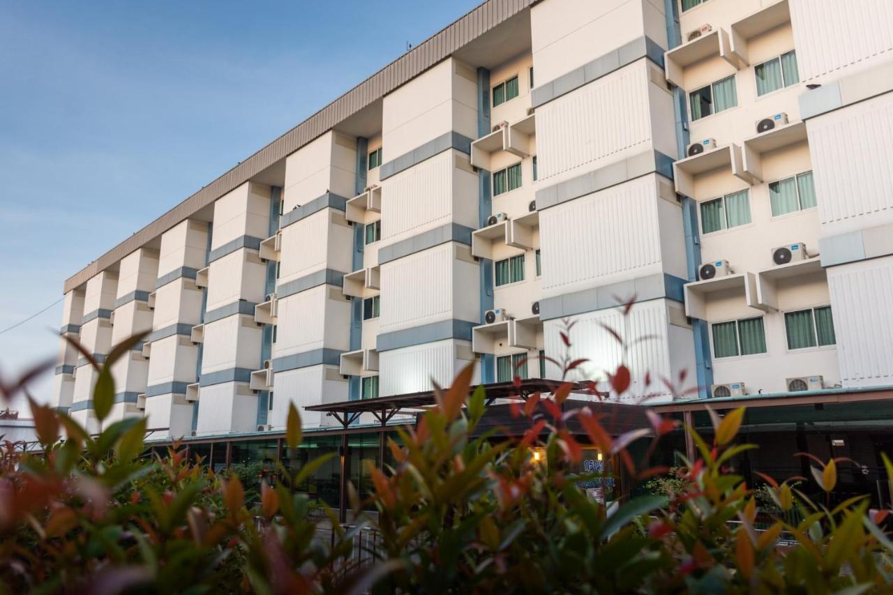 Mayflower Grand Hotel Korat Nakhon Ratchasima Luaran gambar