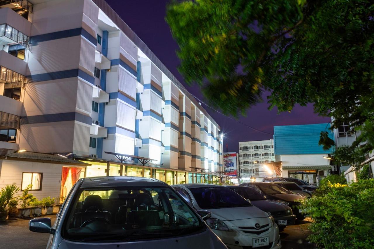 Mayflower Grand Hotel Korat Nakhon Ratchasima Luaran gambar